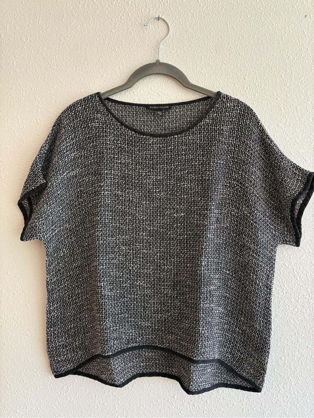 Eileen Fisher knit top size L
